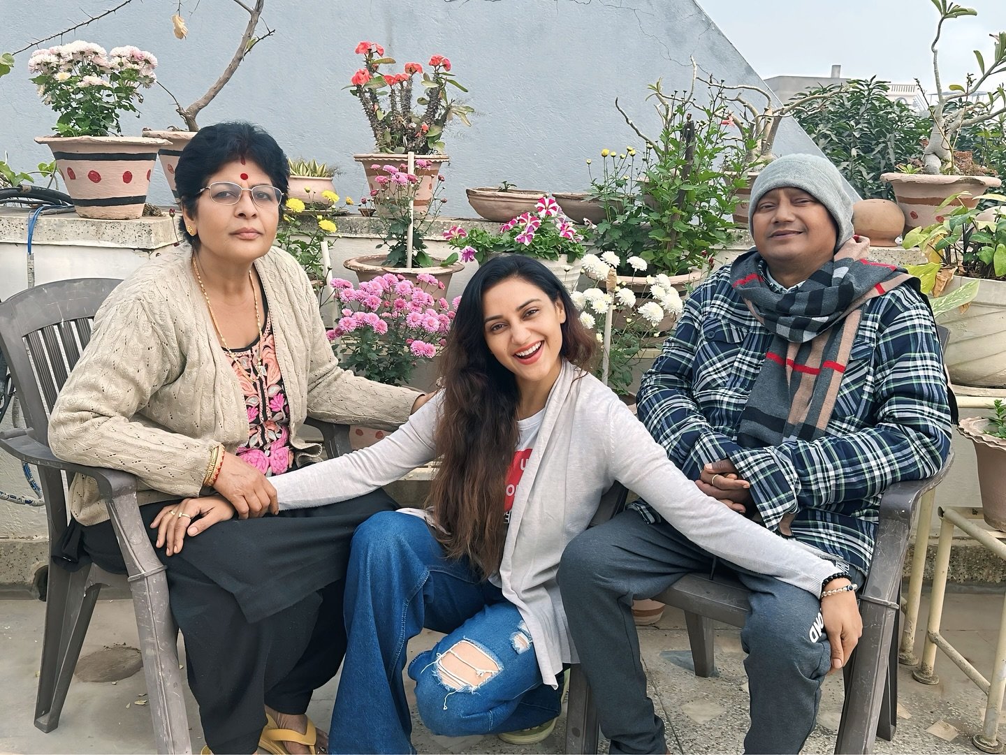 हिटलर दीदी' फेम एक्ट्रेस रति पांडे पर टूटा दुखों का पहाड़, पिता का हुआ निधन, किडनी की बीमारी से थे परेशान