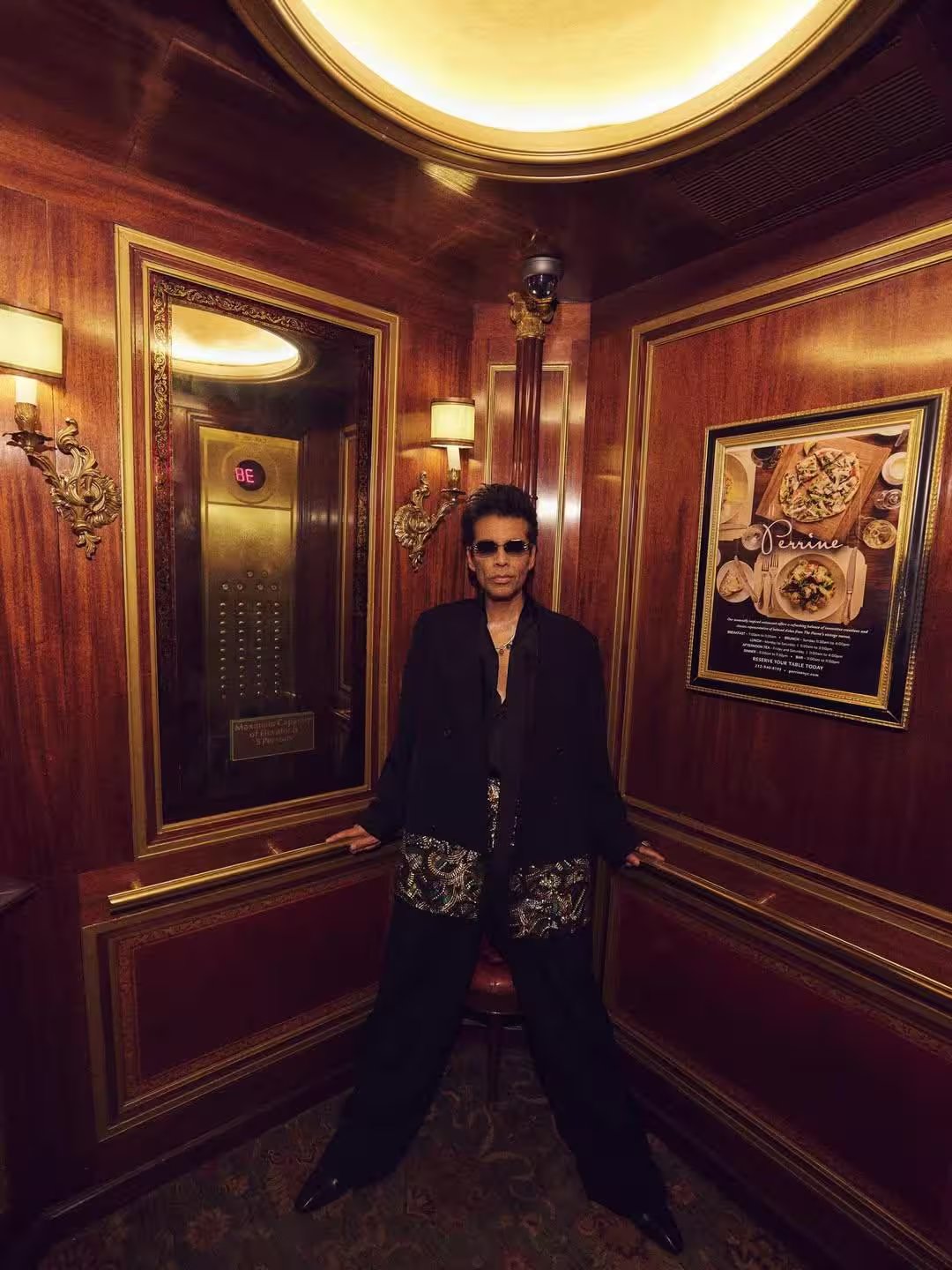 Karan Johar Birthday: मुंबई में 32 करोड़ का आलीशान घर, महंगी कारें और अरबों की दौलत, जानें- करण जौहर की नेटवर्थ
