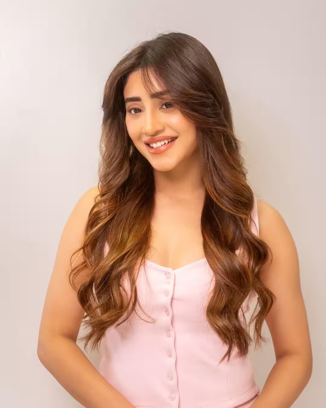 Shivangi Joshi Birthday: कथक में माहिर, ताइक्वांडो में गोल्ड मेडलिस्ट, टैलेंट का पावरहाउस हैं शिवांगी जोशी