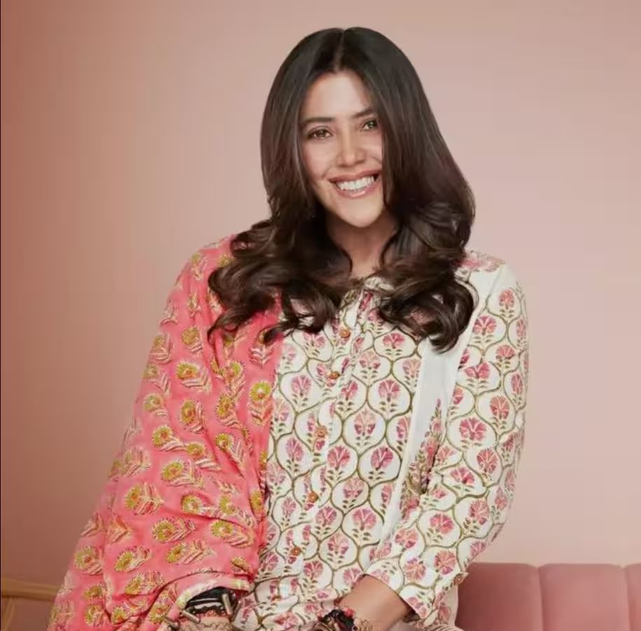Egg Freezing क्या है? प्रियंका चोपड़ा और कृति सेनन सहित इन टॉप एक्ट्रेसेस ने मां बनने के लिए क्यों उठाया ये बड़ा कदम?