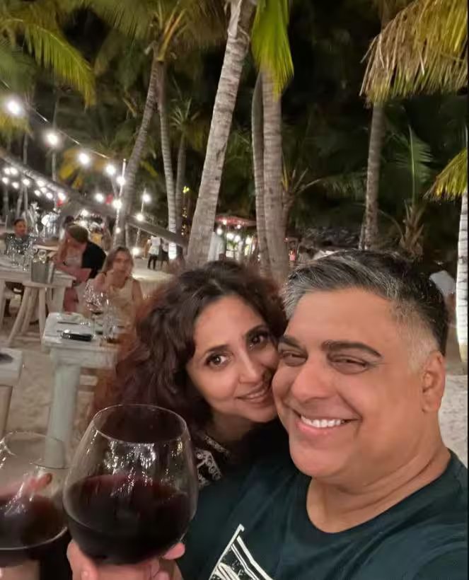 Ram Kapoor-Gautami Love Story: 'घर एक मंदिर' के सेट पर हुआ प्यार, वैलेंटाइन डे पर रचाई शादी, ऐसी है राम कपूर और गौतमी कपूर की लव स्टोरी