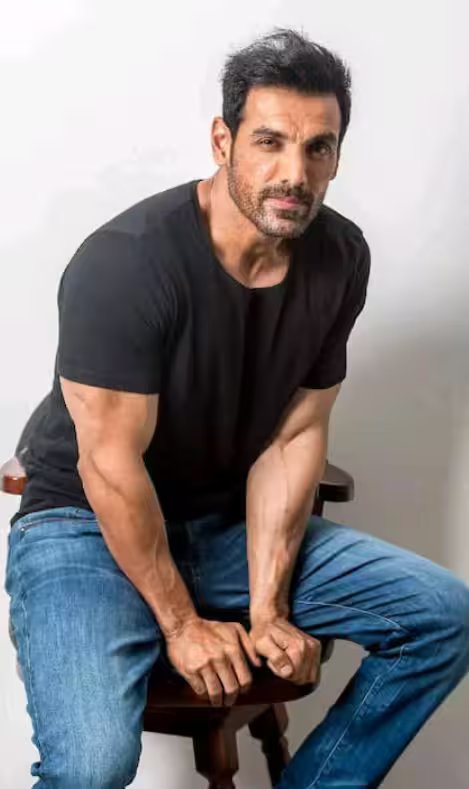 बॉबी देओल, इमरान हाशमी या टाइगर श्रॉफ... कौन है YRF स्पाई यूनिवर्स का सबसे अमीर विलेन?