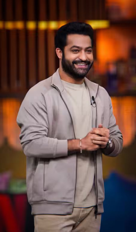 बॉबी देओल, इमरान हाशमी या टाइगर श्रॉफ... कौन है YRF स्पाई यूनिवर्स का सबसे अमीर विलेन?
