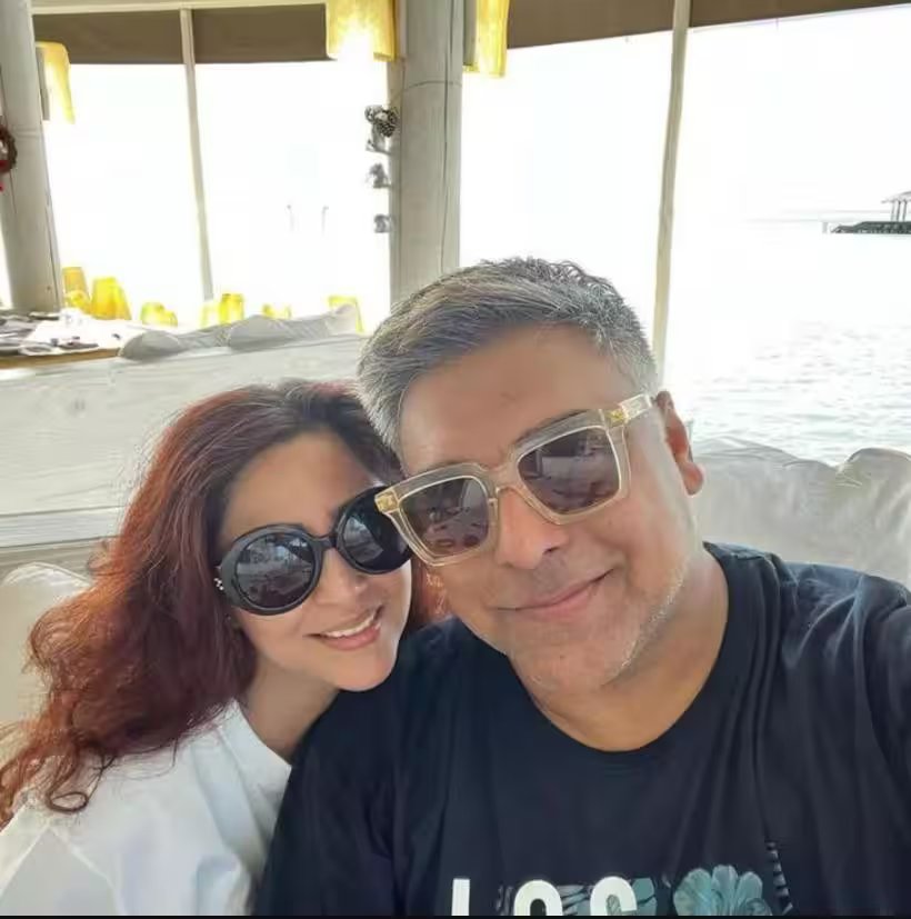 Ram Kapoor-Gautami Love Story: 'घर एक मंदिर' के सेट पर हुआ प्यार, वैलेंटाइन डे पर रचाई शादी, ऐसी है राम कपूर और गौतमी कपूर की लव स्टोरी