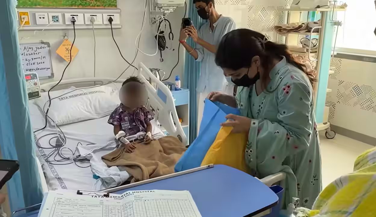 कैंसर से जूझ रहे बच्चों से मिलकर फफक पड़ीं दीपिका कक्कड़, खुद का दर्द बयां कर जीता सबका दिल