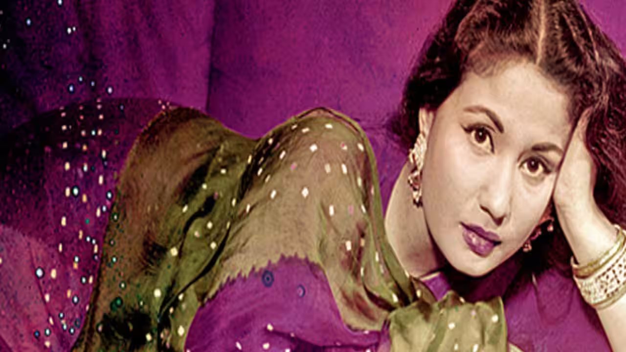 Birth Anniversary: 15 साल बड़े शादीशुदा डायरेक्टर से शादी, शराब की थी बुरी लत, 39 की उम्र में निधन, मीना कुमारी का दर्दभरा सफर
