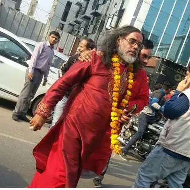 शेफाली जरीवाला से सिद्धार्थ शुक्ला तक, 'बिग बॉस' के इन कंटेस्टेंट्स ने दुनिया को कहा अलविदा