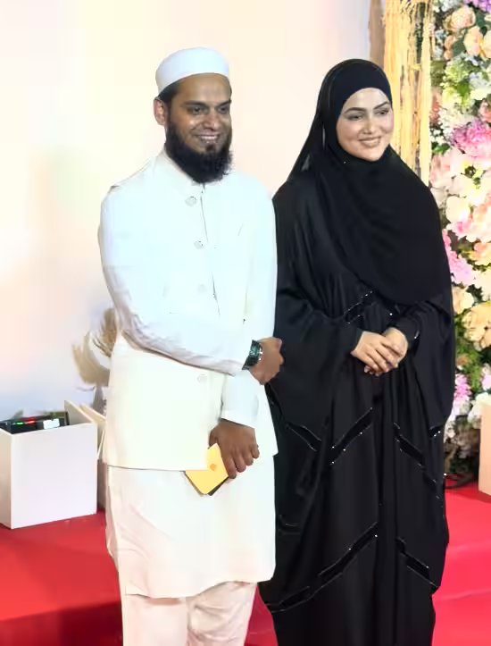 शादी के बाद मिस्टर फैजू-तान्या का ग्रैंड रिसेप्शन, लाल जोड़े में बला की खूबसूरत लगीं दुल्हन, ये सेलेब्स हुए शामिल